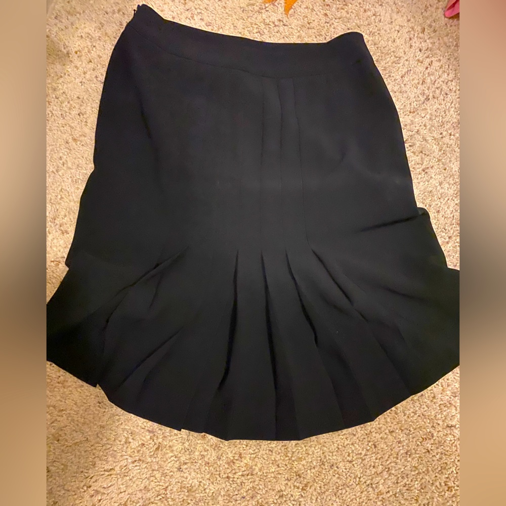 Black skirt with flair